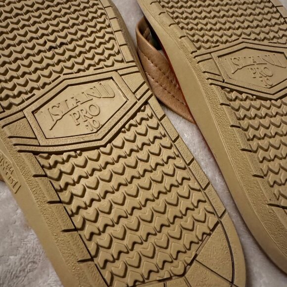 Island Slippers "The Classic" Full Grain Leather Flip Flops - Picture 2 of 13